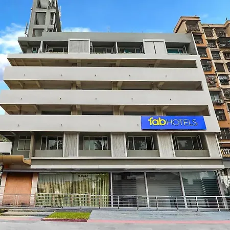 Fabhotel Liwa International - Nr Mumbai International Airport